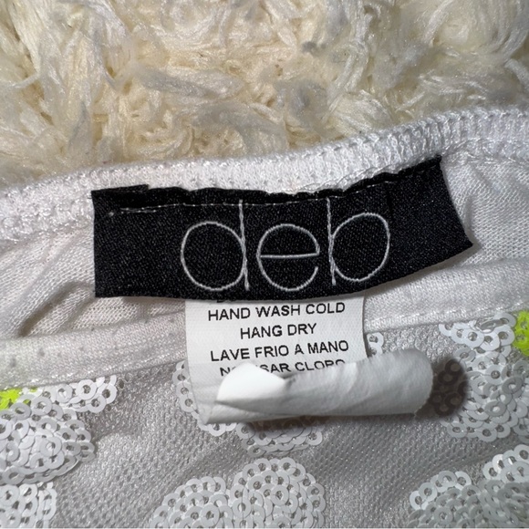 Floral Embroidered Women's Top - Picture 3 of 6